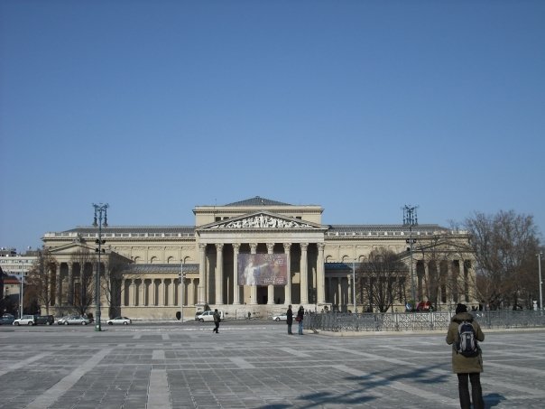 Budapest Heroes Square — Two for the Row'd